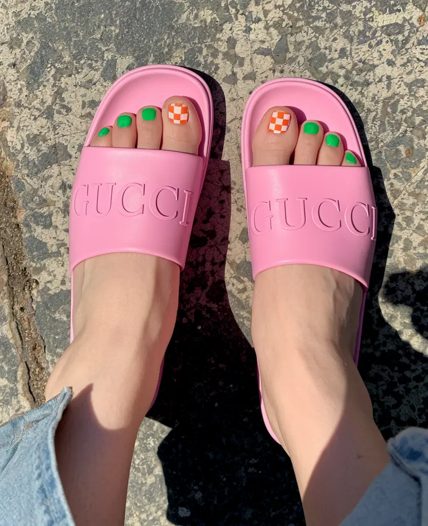 august toe nails Checkerboard Pop