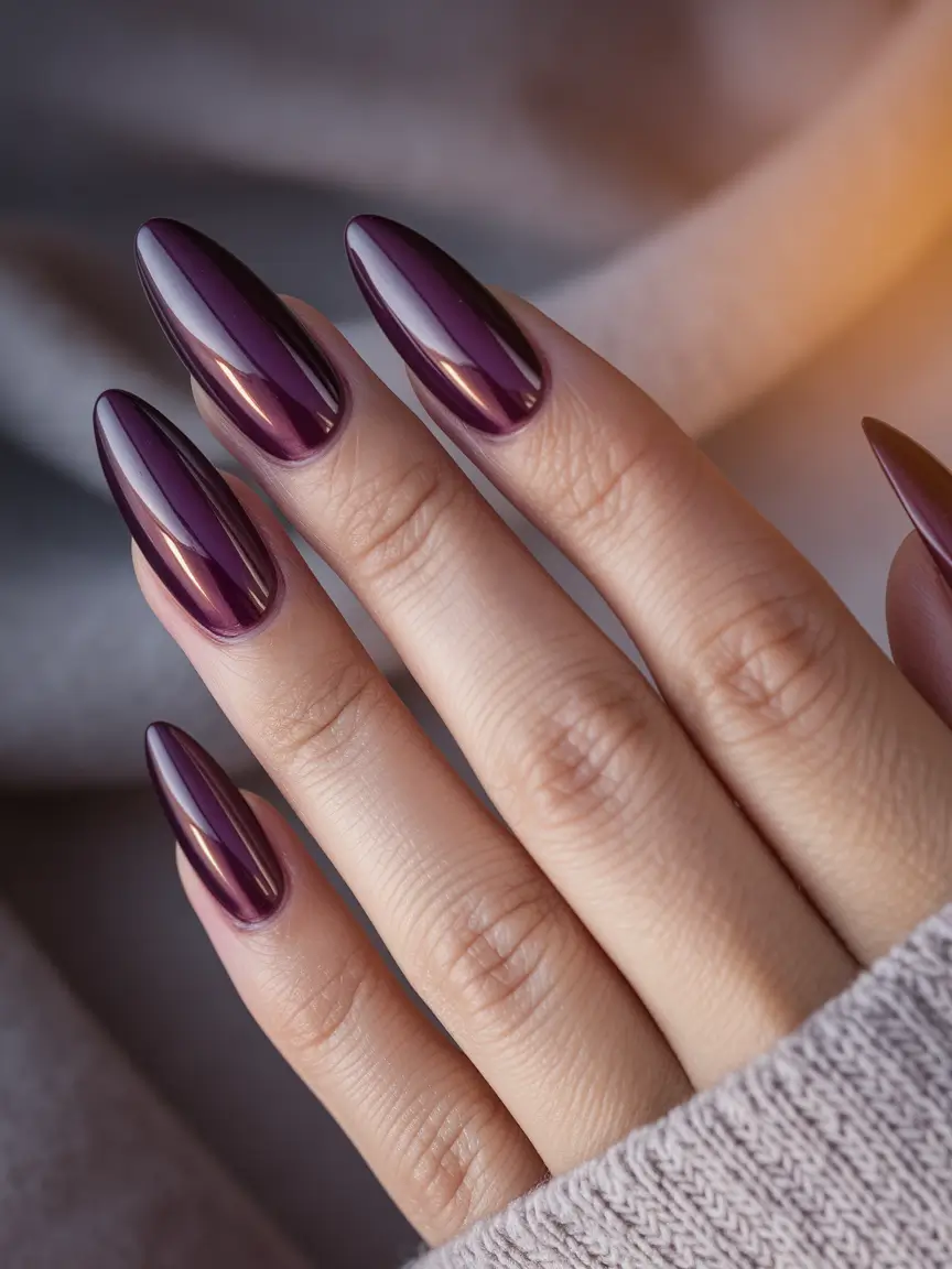 Autumn 2025 Nail Color Inspiration – Blackberry Jelly Almonds
