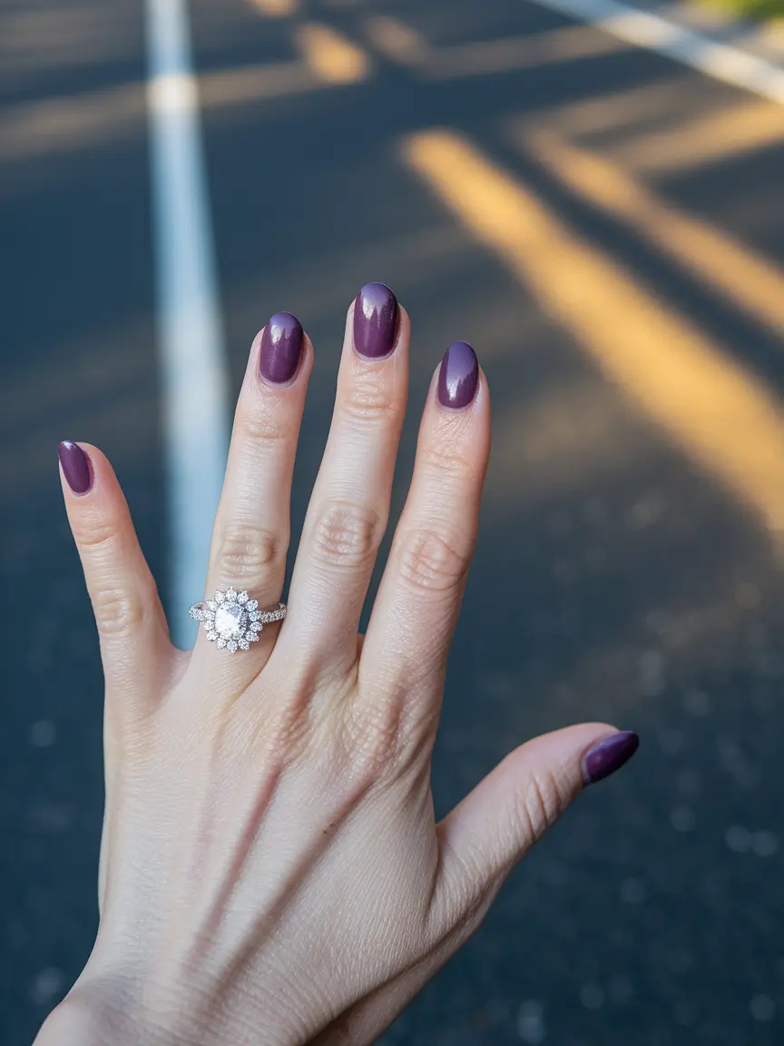 Fall nail colors for fair skin 2025 — Smoky Amethyst Sheen