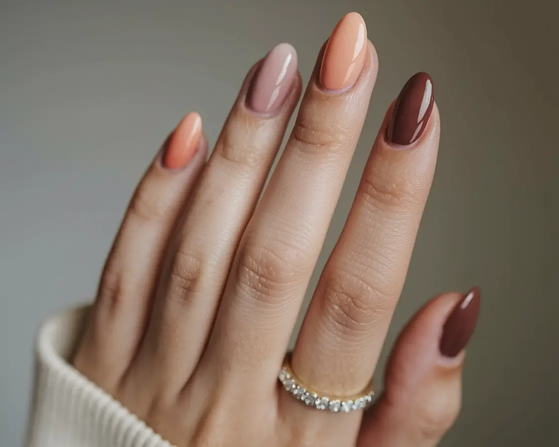 Fall nail colors for medium skin 2025 Honey-Maple Almond Gradient