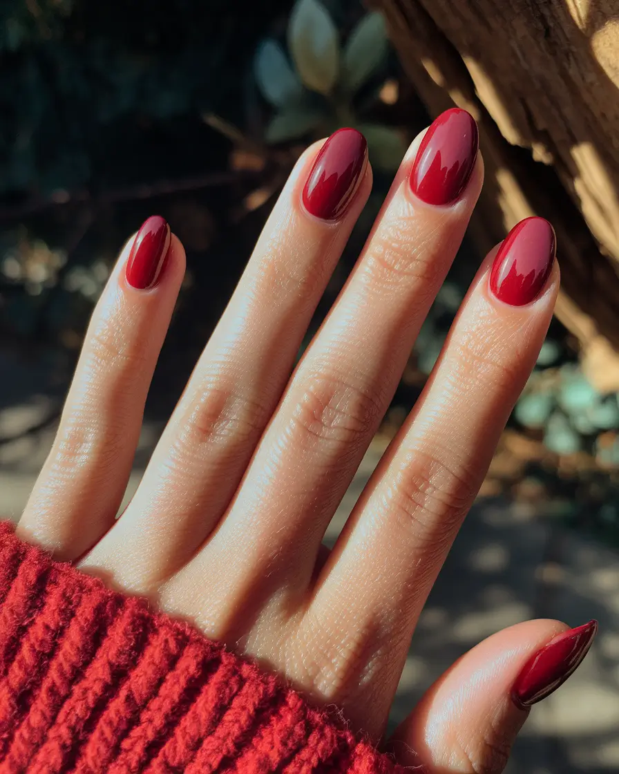 Round Fall Nails 2025 Designs – Candlelight Red Shine