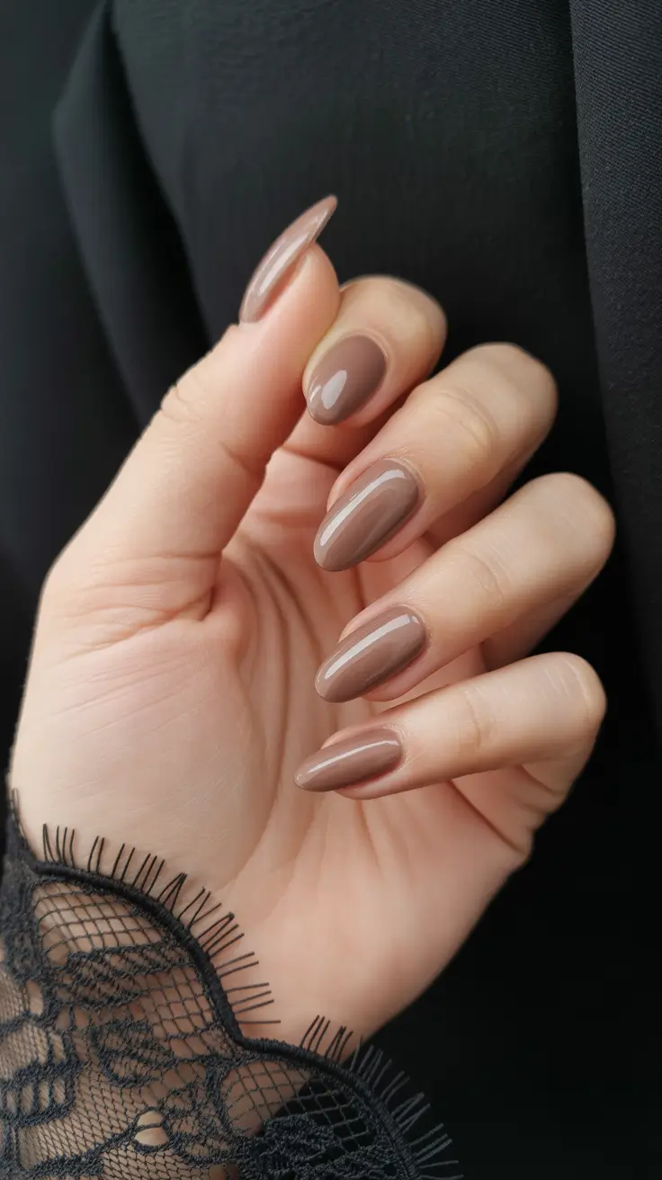 Fall & Winter Nail Colors Trends 2025–2026 - Cashmere Taupe Almond